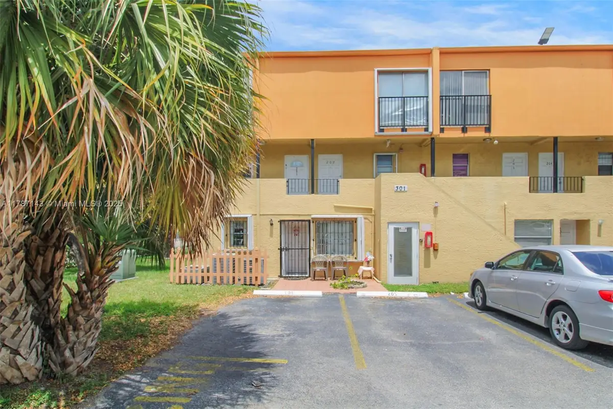 301 NW 109th Ave #201, Miami, FL 33172 - Image #1