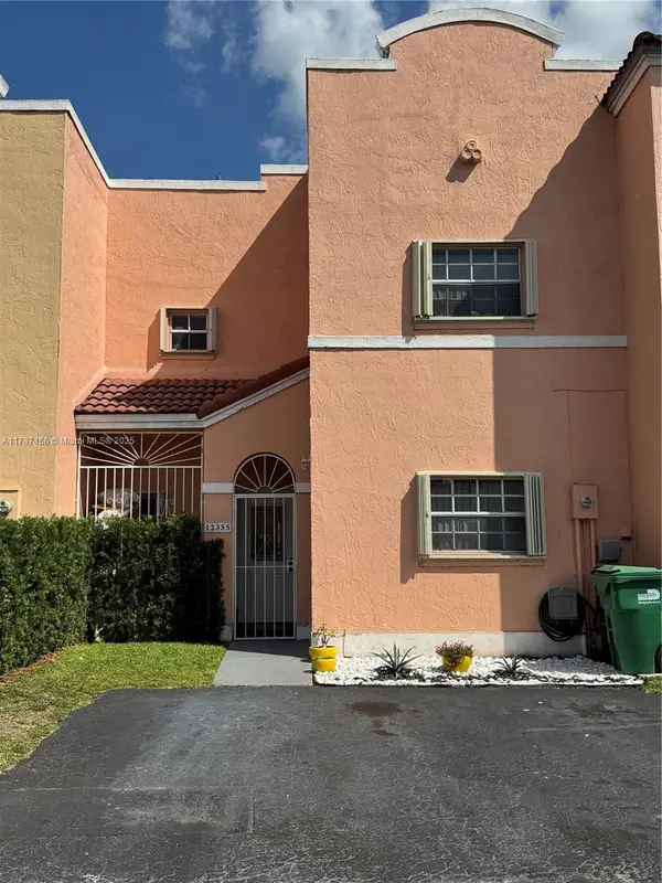 12355 NW 7th Ln, Miami, FL 33182