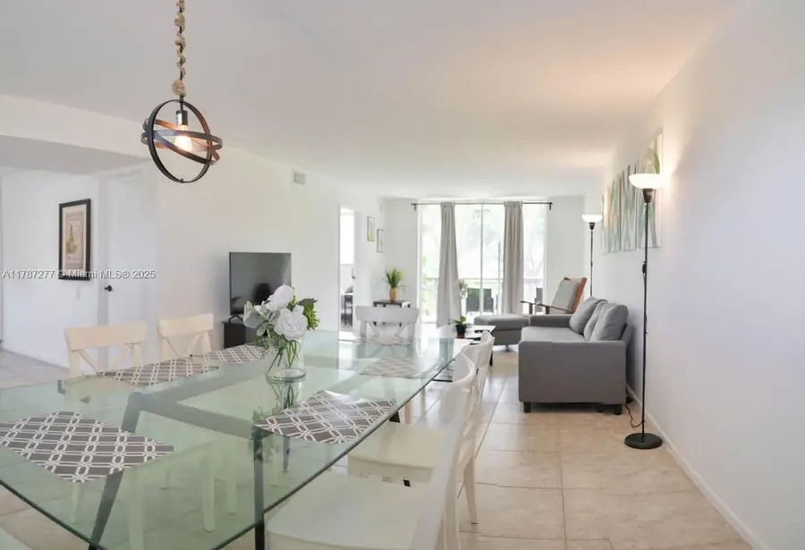 8901 Hollybrook #206, Hollywood, FL 33025 - Image #2