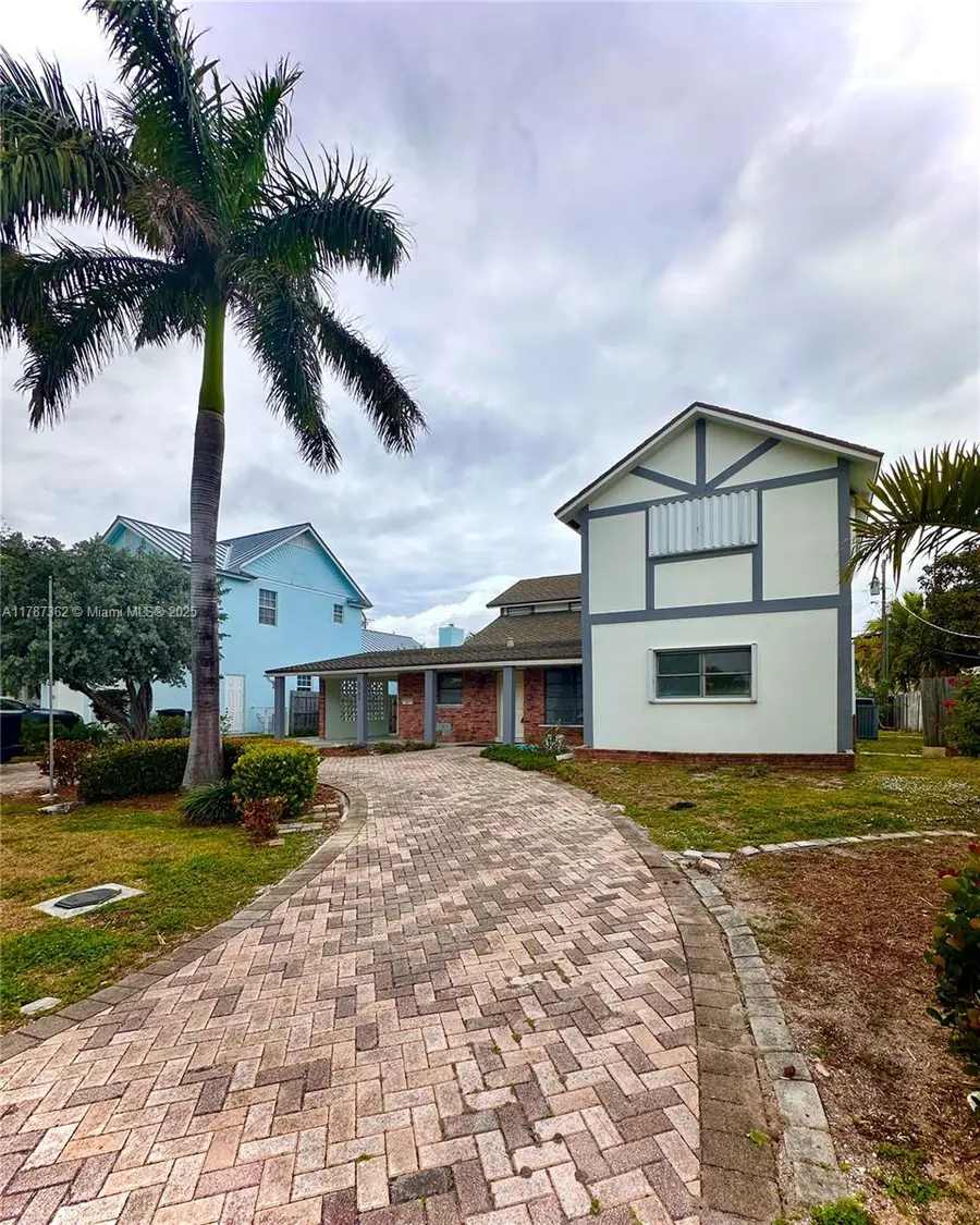 2727 NE 31st Ct, Lighthouse Point, FL 33064 - #3