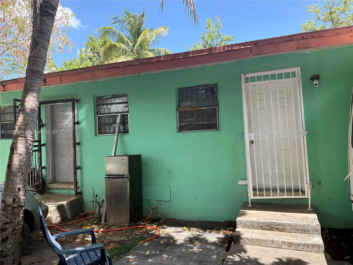 7803 NW Miami Pl, Miami, FL 33150 - Image #1