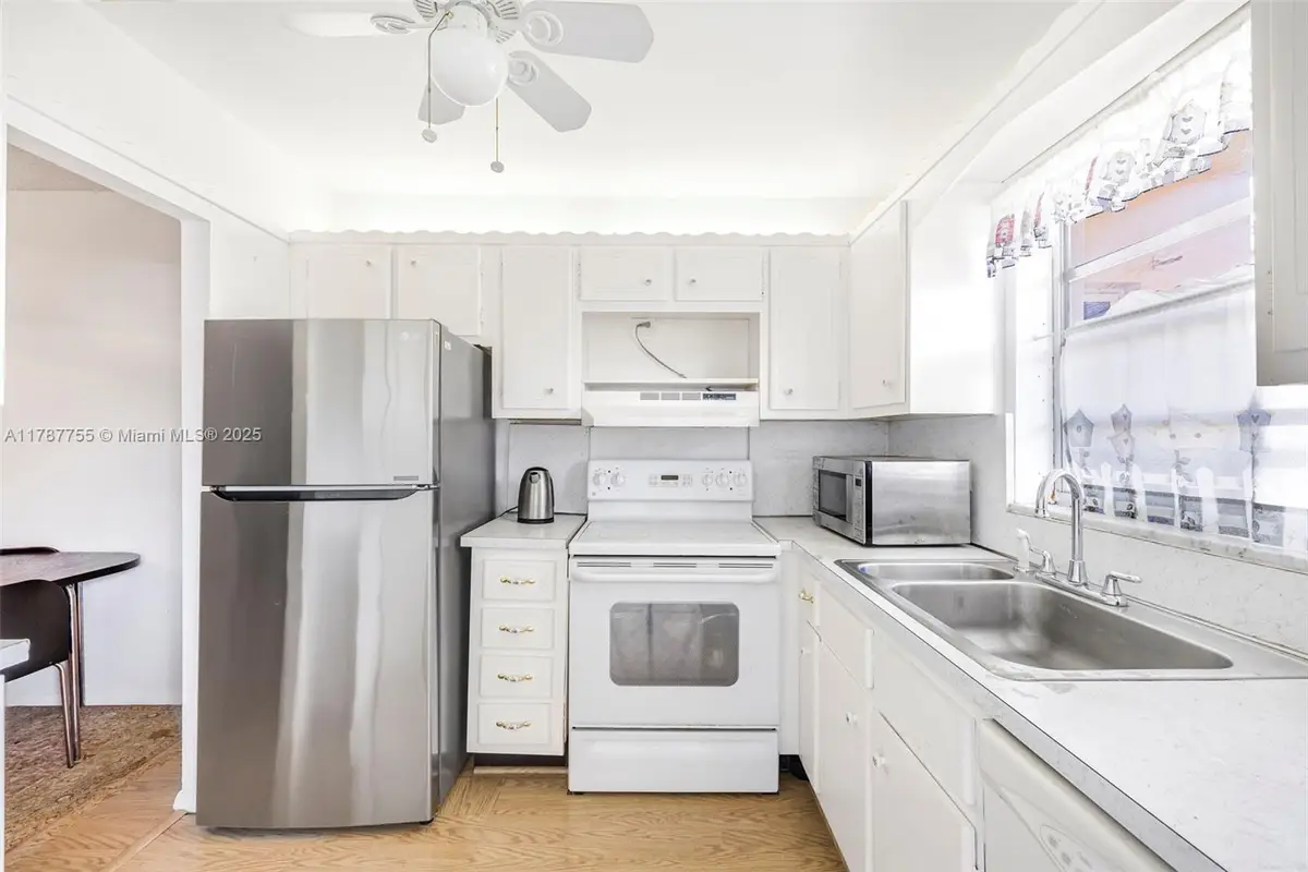 5300 Washington St #Q207, Hollywood, FL 33021 - Image #1