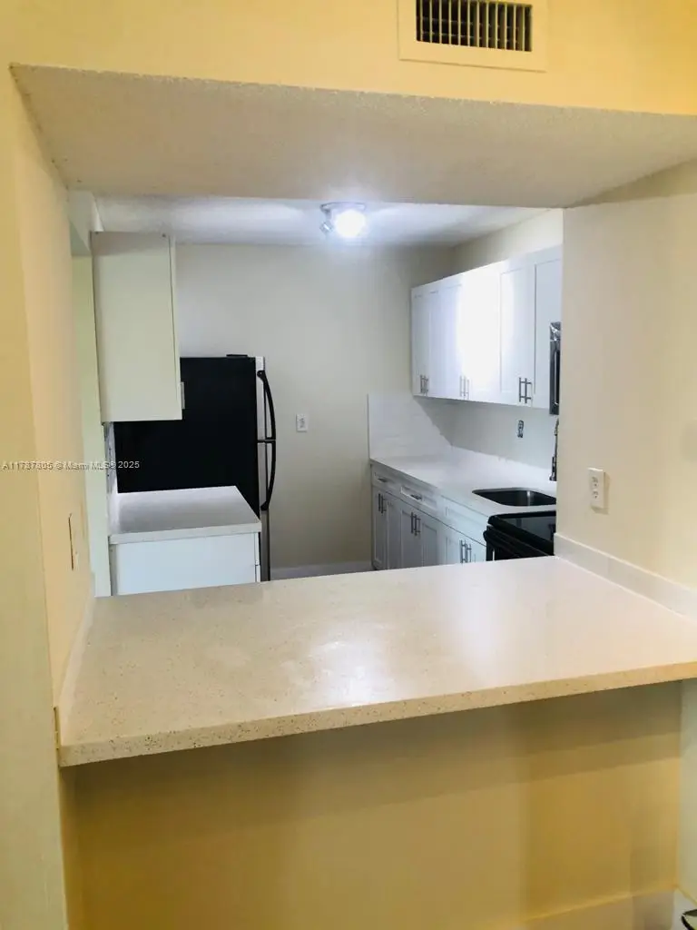 451 NE 207th Ln #102, Miami, FL 33179 - Image #3