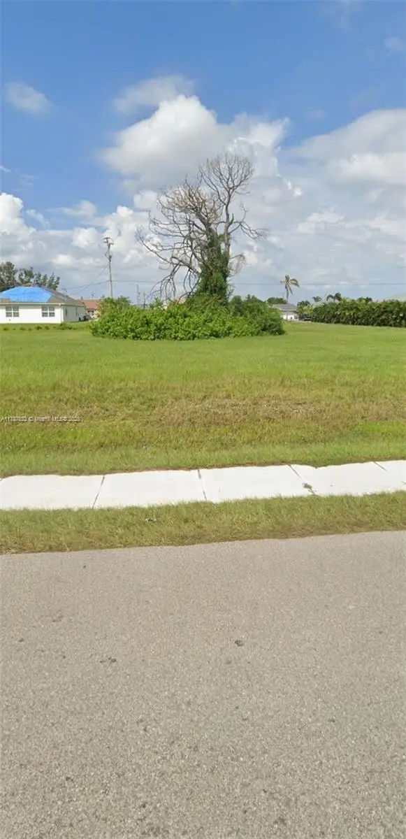510 SW 28th Ave, Cape Coral, FL 33904 - Image #1