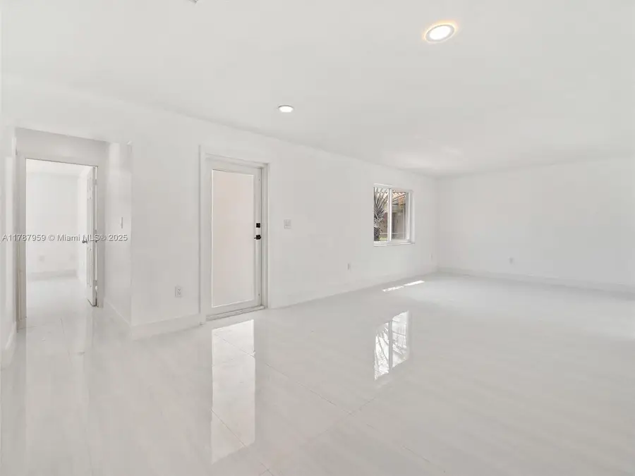 13841 SW 17th Ter, Miami, FL 33175 - Image #3