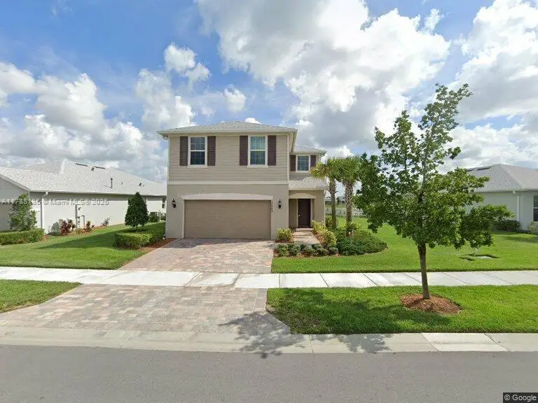 10484 SW Captiva Dr, Port Saint Lucie, FL 34987 - Image #2