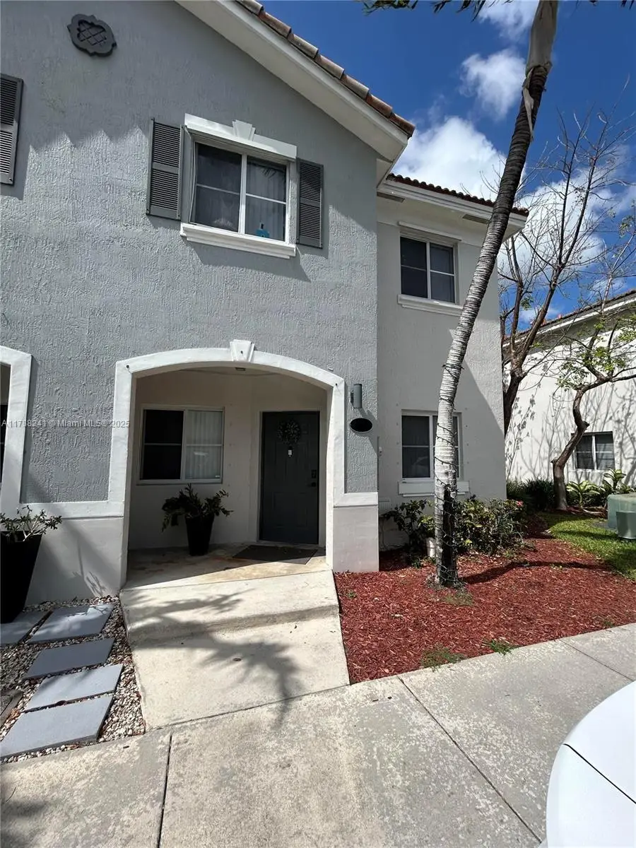 1611 SE 31 Ct, Homestead, FL 33035 - Image #1