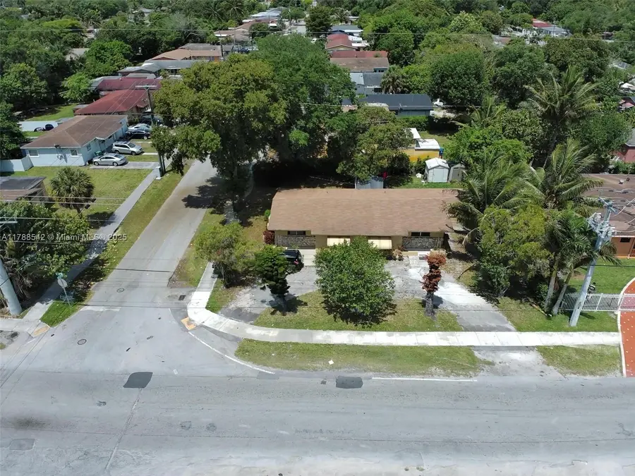 14600 NE 14th Ave, Miami, FL 33161 - Image #3