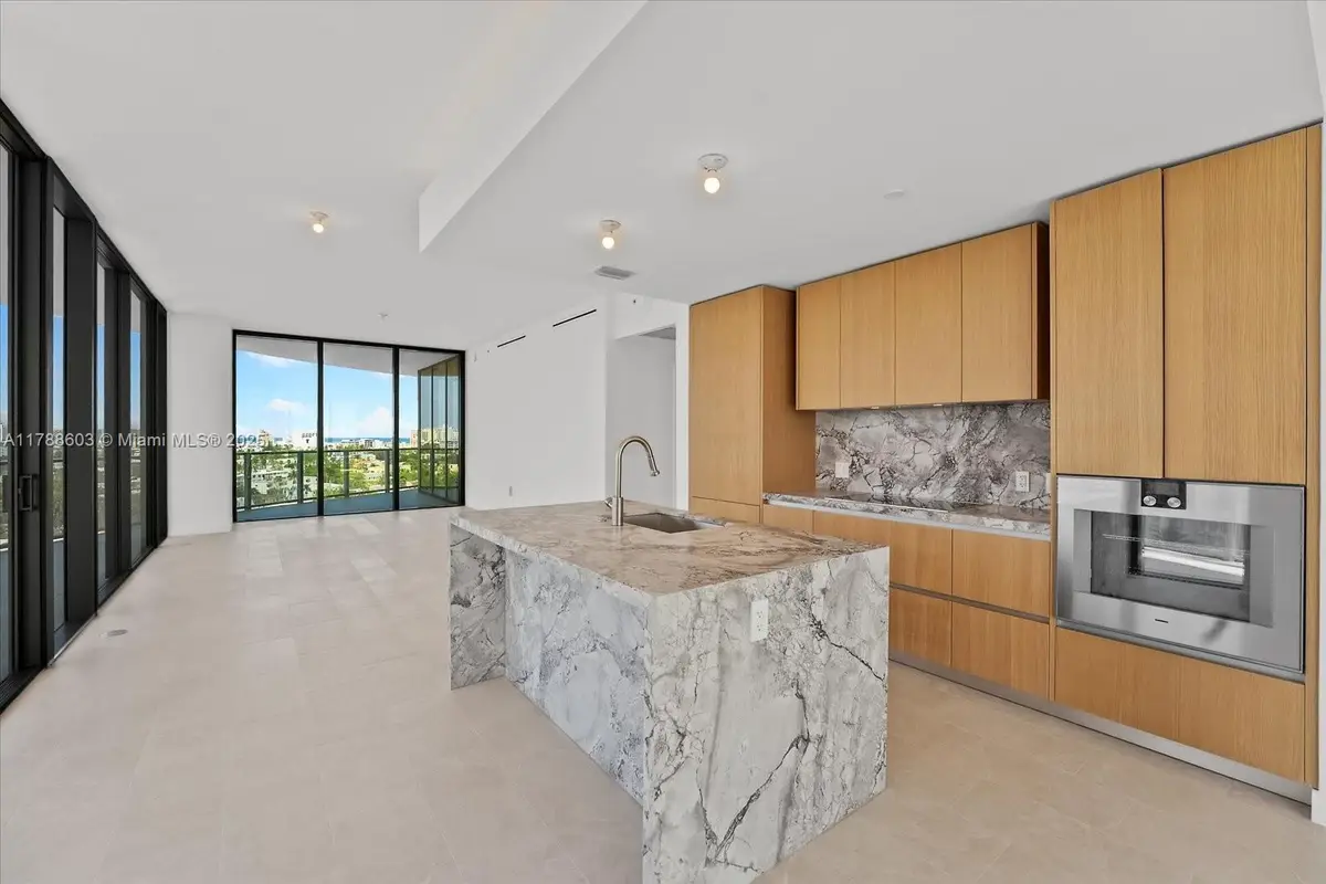 500 Alton Rd #1105, Miami Beach, FL 33139 - Image #1