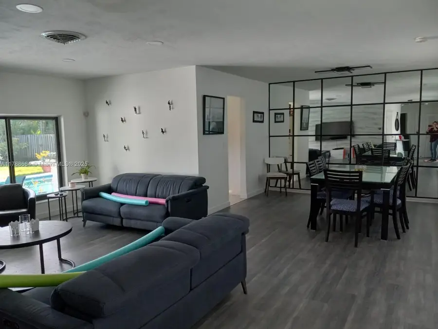 2020 NE 203rd St, Miami, FL 33179 - #3