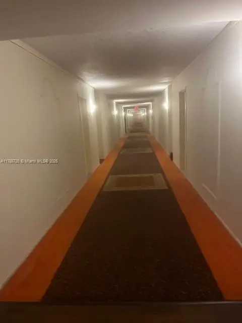 800 NE 195th St #701, Miami, FL 33179 - Image #2