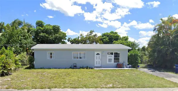 1280 NE 211th Ter, Miami, FL 33179