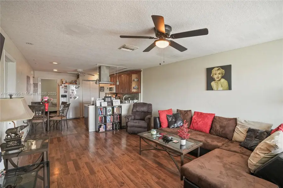 2175 NE 56th St #210, Fort Lauderdale, FL 33308 - Image #2