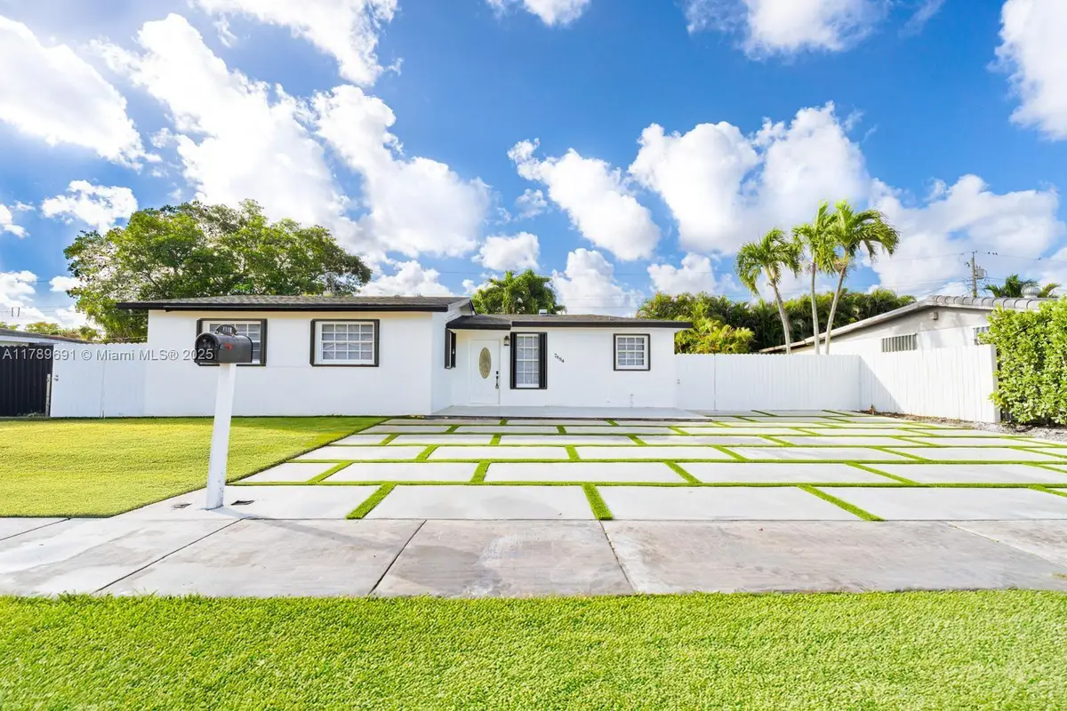 Address Withheld By Seller, Hialeah, FL 33015 - Image #1