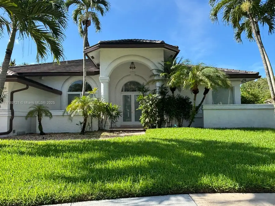 320 Windmill Palm Ave, Plantation, FL 33324 - Image #3