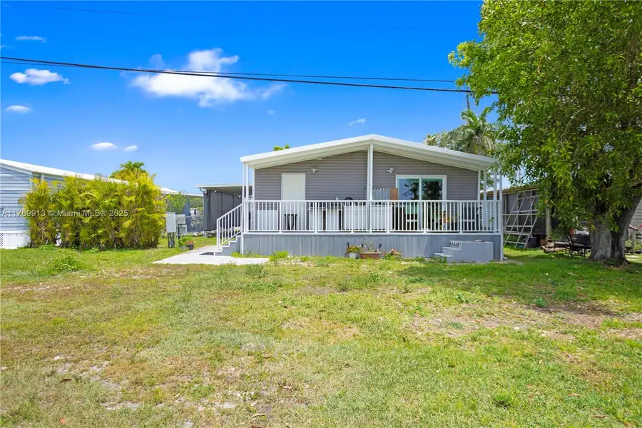 740 NW 219th Avenue, Pembroke Pines, FL 33029 - Image #3