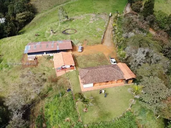 Guarne Vereda Brizuela, Other, FL 054050
