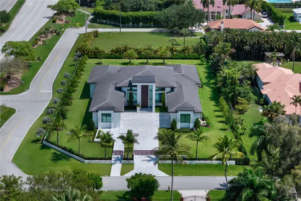 12331 SW 2nd St, Plantation, FL 33325