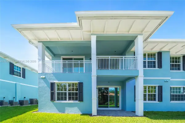 26370 Coco Cay Circle #201, Bonita Springs, FL 34135