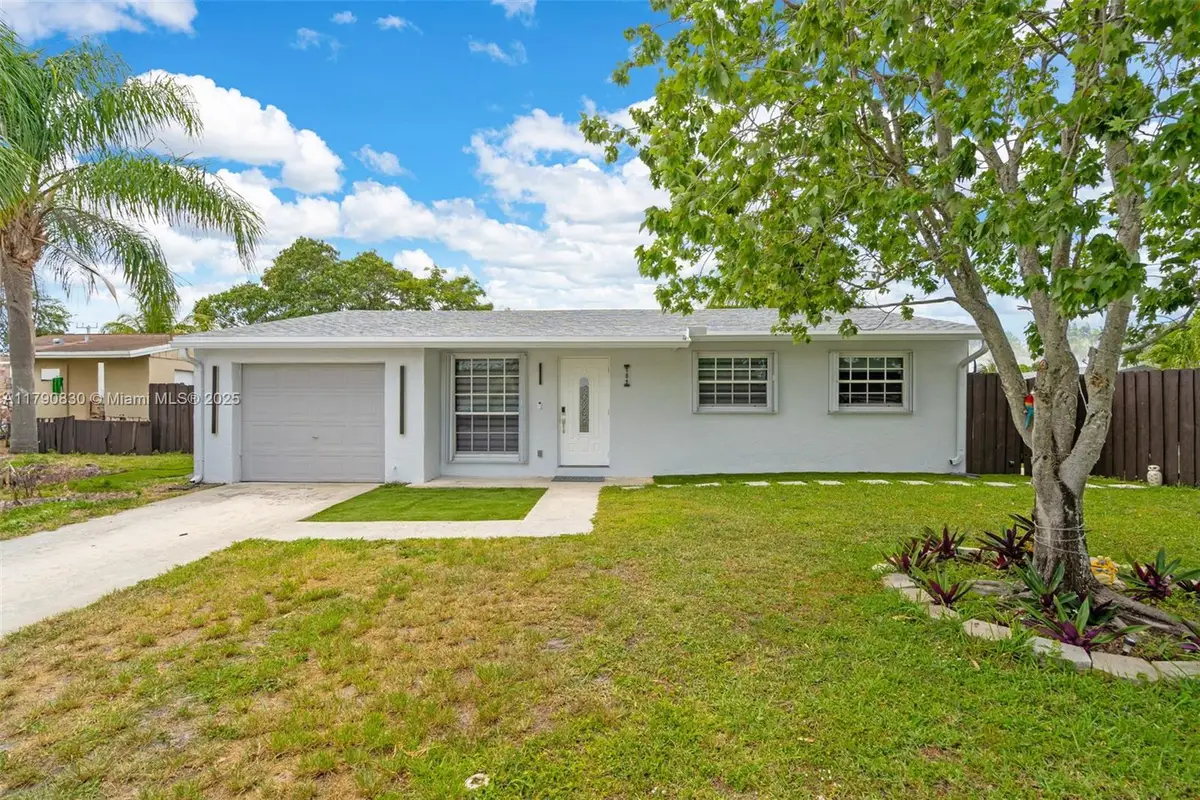 181 SW 76th Ter, Margate, FL 33068 - Image #1