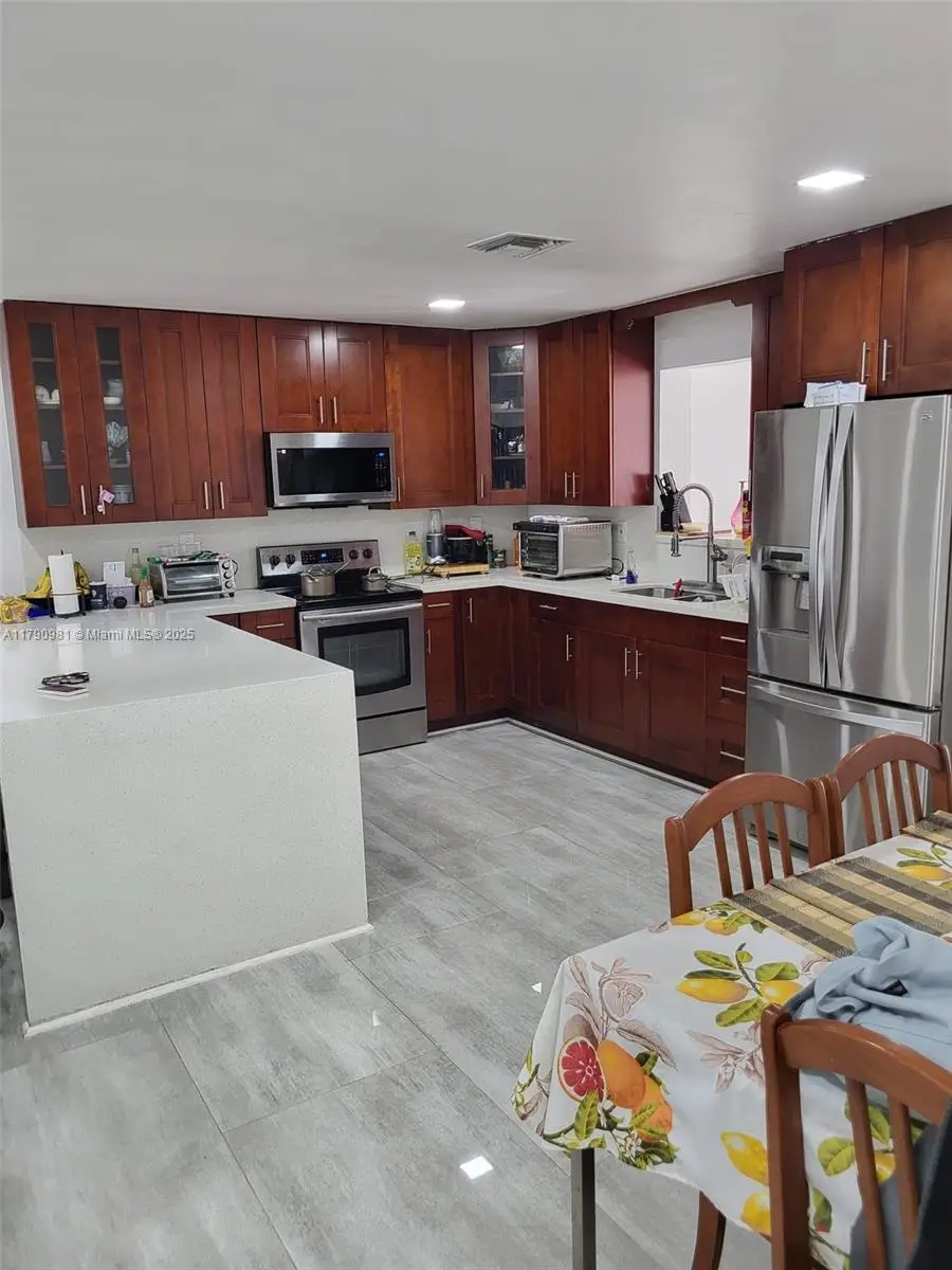 1650 NE 147th St, Miami, FL 33181 - Image #3
