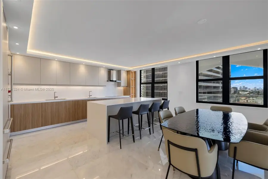 9801 Collins Ave #17R, Bal Harbour, FL 33154 - Image #2