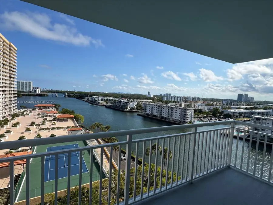 301 174th St #1105, Sunny Isles Beach, FL 33160 - #2