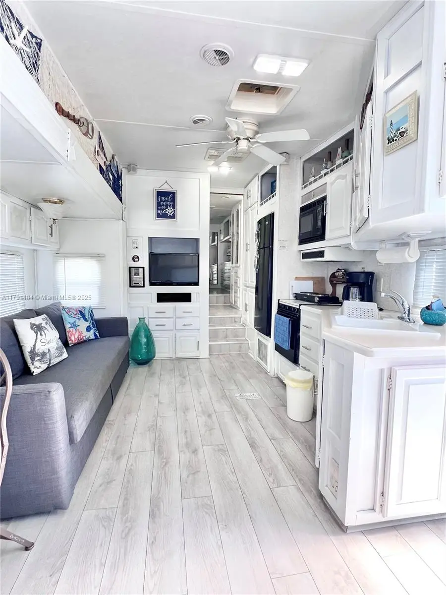 325 Calusa St #5, Key Largo, FL 33037 - #3