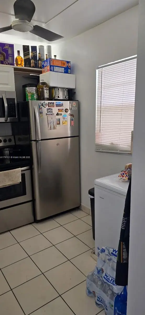 4805 NW 35th St #610, Lauderdale Lakes, FL 33319 - Image #3