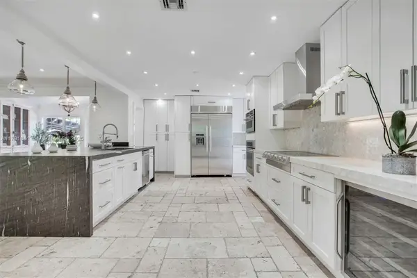 1161 Sunset Dr, Coral Gables, FL 33143