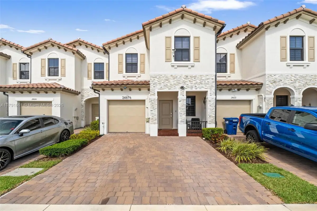 24676 SW 119th Ct, Homestead, FL 33032 - Image #1