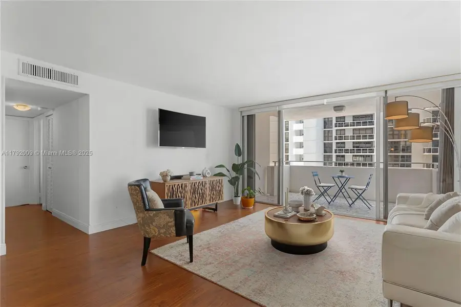 11 Island Ave #407, Miami Beach, FL 33139 - Image #3