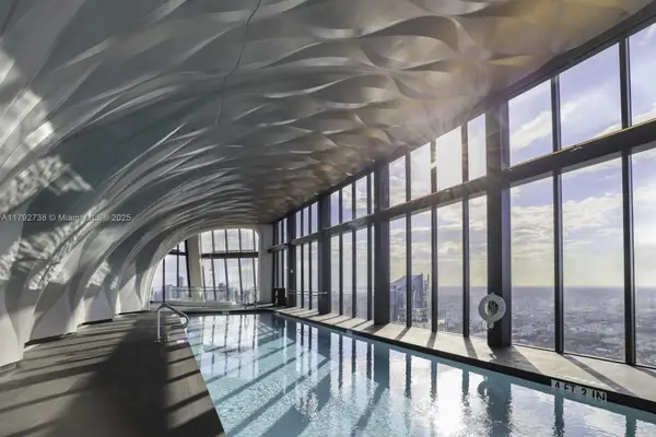 1000 Biscayne Blvd #TH 1201, Miami, FL 33132