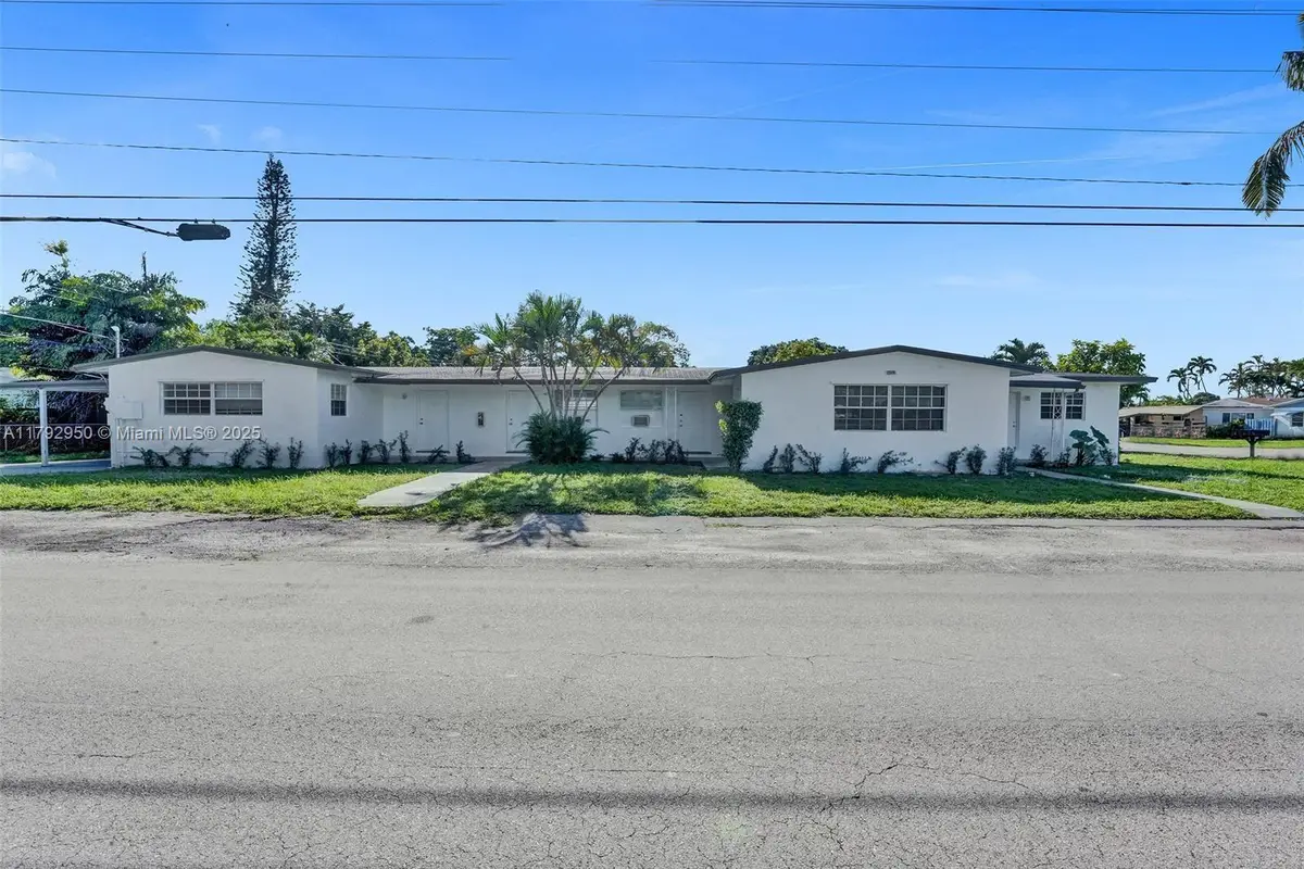 5657 Grant St, Hollywood, FL 33021 - Image #1