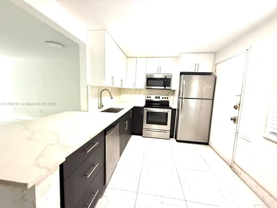 1401 NE 191st St #D201, Miami, FL 33179 - Image #3