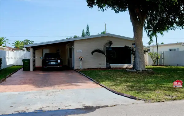 7000 SW 10th St, Pembroke Pines, FL 33023