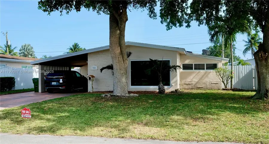 7000 SW 10th St, Pembroke Pines, FL 33023 - Image #2