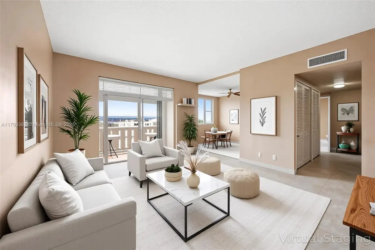 4350 Hillcrest Dr #1016, Hollywood, FL 33021 - Image #1