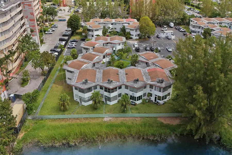 18746 NE 18th Ave #146, Miami, FL 33179 - #3