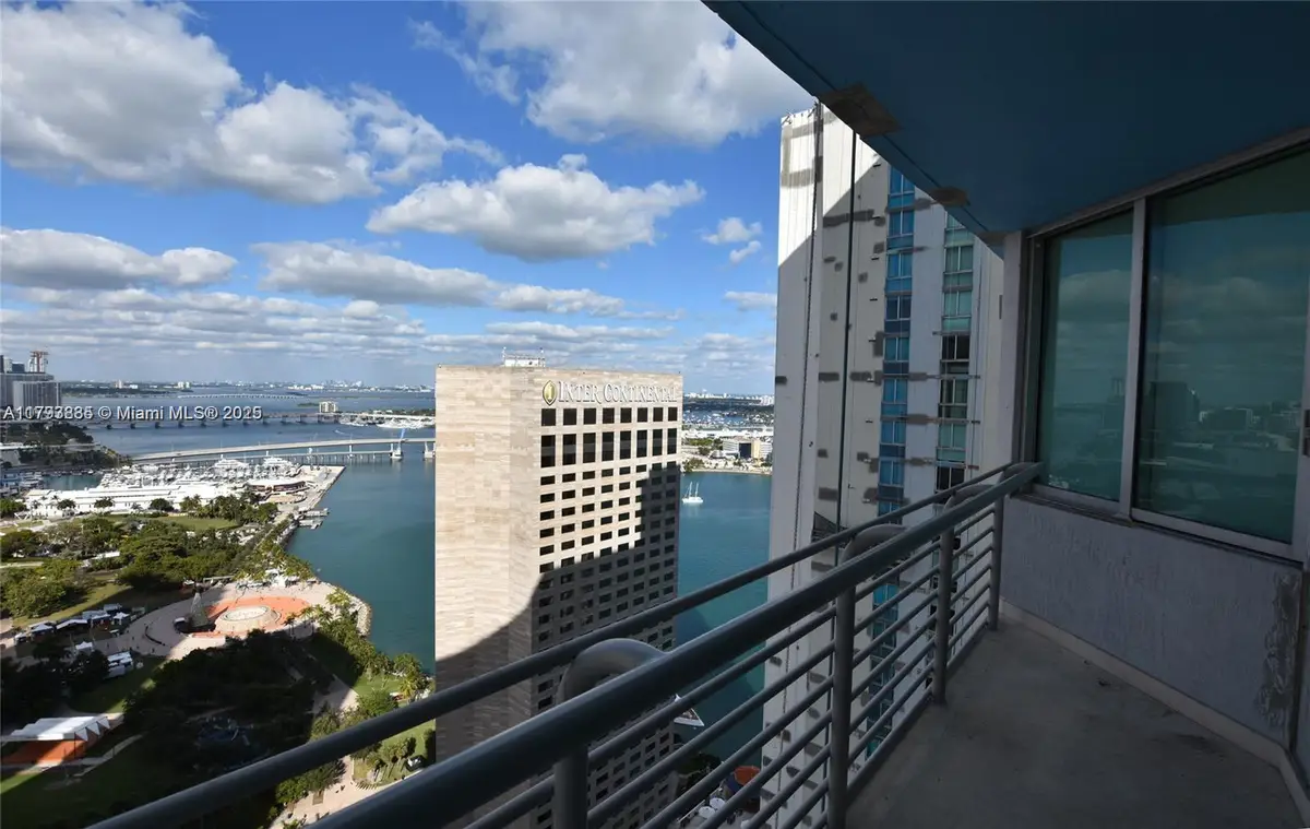 325 S Biscayne Blvd #3822, Miami, FL 33131 - #1