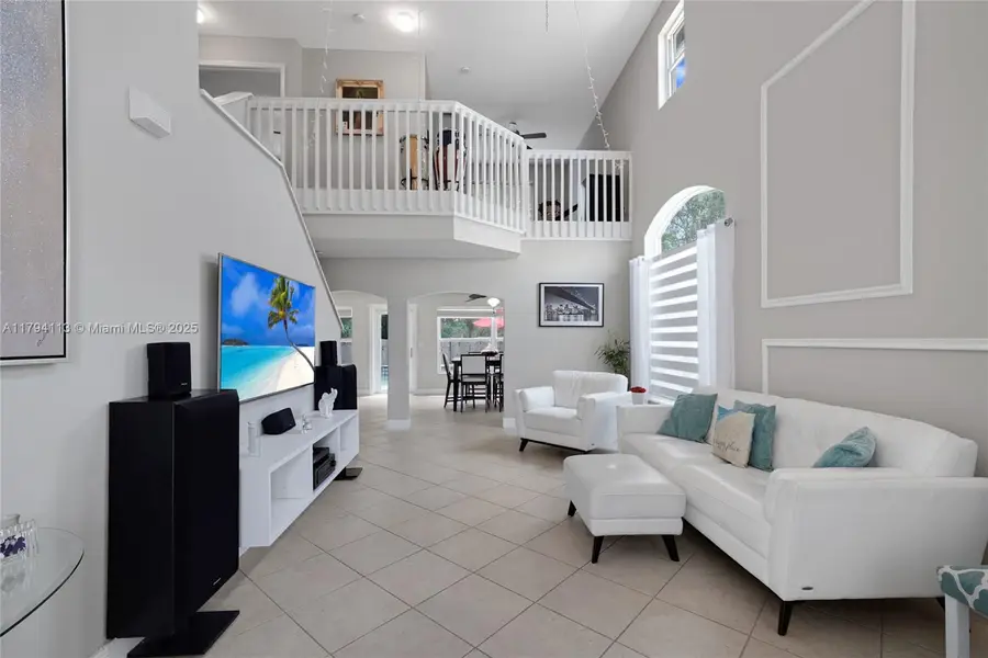 2093 NW 208th Ter, Pembroke Pines, FL 33029 - Image #3