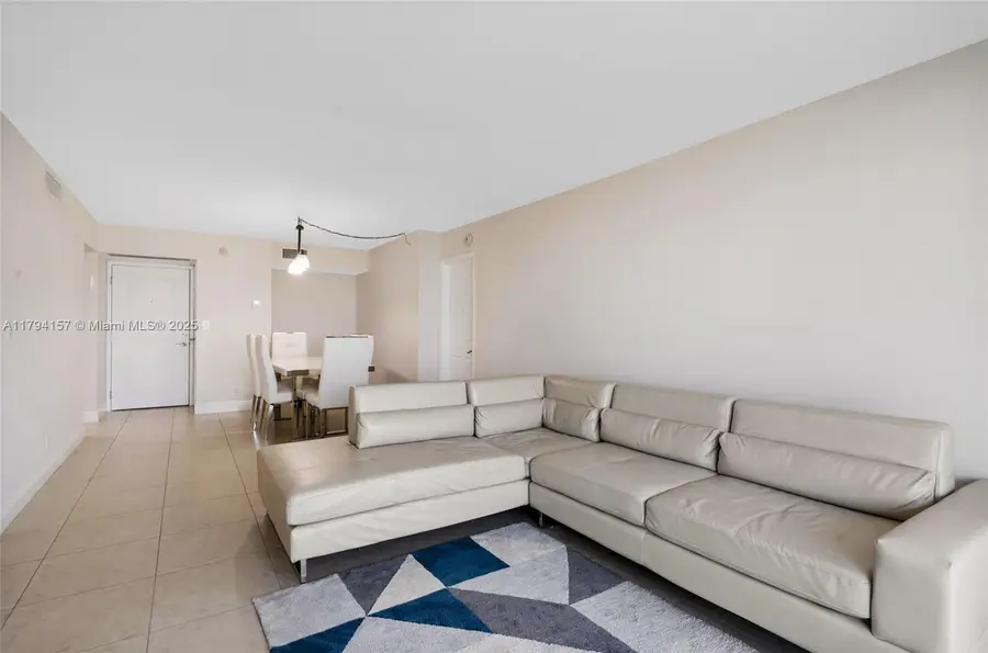 100 Bayview Dr #1403, Sunny Isles Beach, FL 33160 - #3