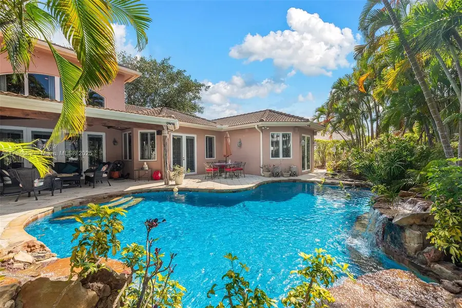 2709 NE 16th St, Fort Lauderdale, FL 33304 - Image #2