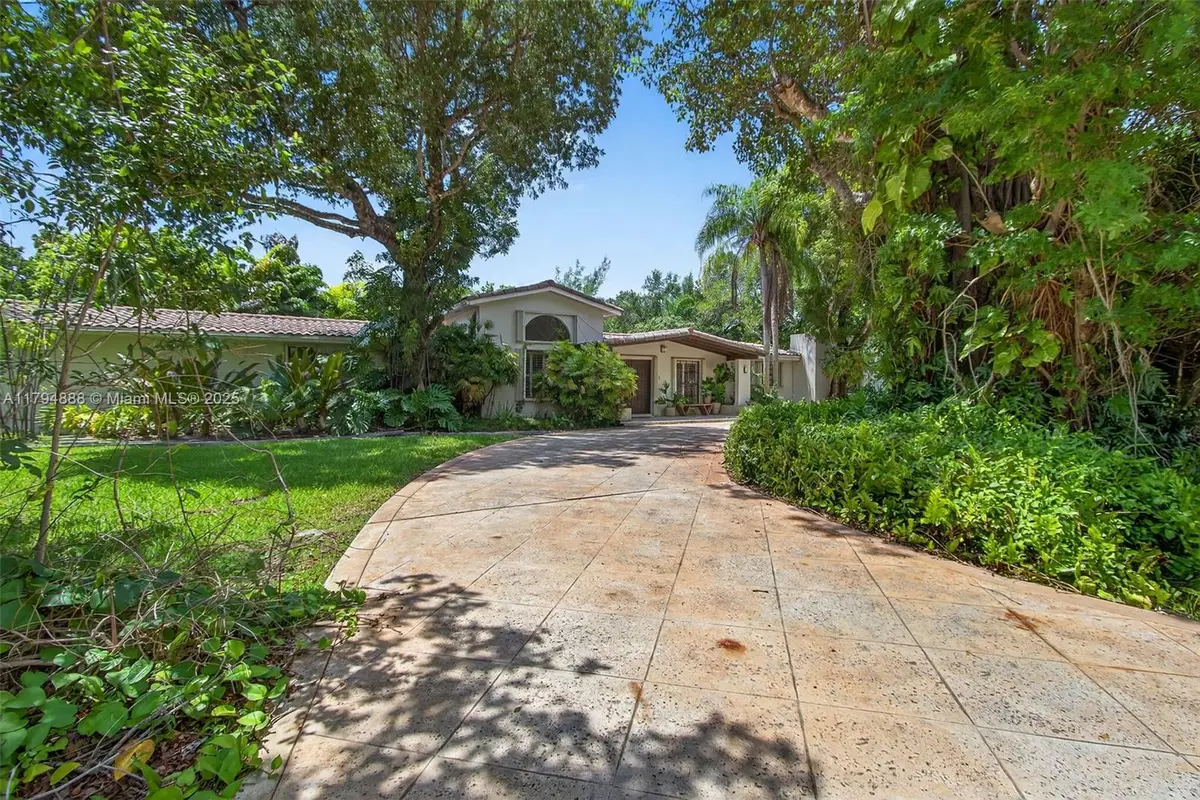 6700 SW 64th St, South Miami, FL 33143 - Image #1