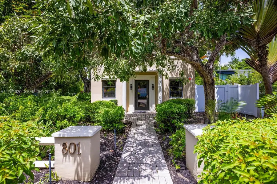 801 NE 18th Ave #1-4, Fort Lauderdale, FL 33304 - Image #3