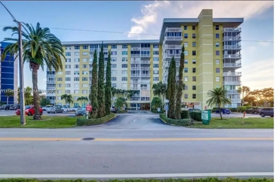 4400 Hillcrest Dr #215-B, Hollywood, FL 33021 - Image #2