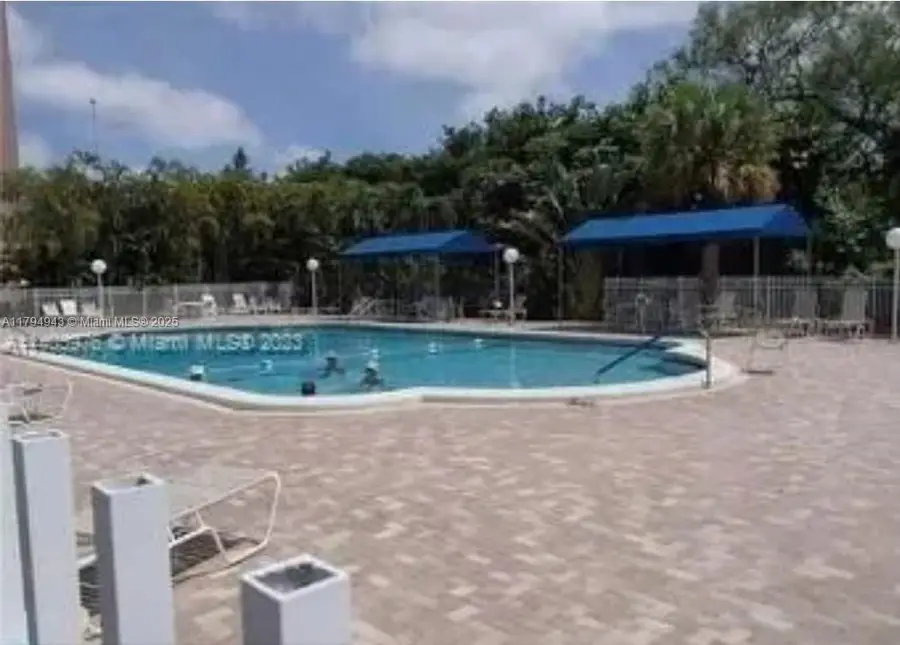 4400 Hillcrest Dr #215-B, Hollywood, FL 33021 - Image #3