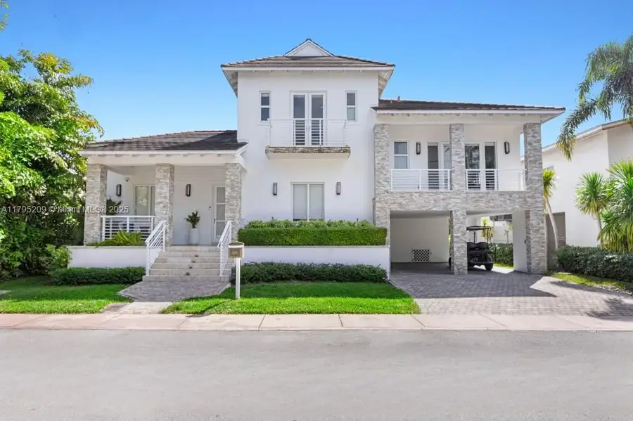 689 Glenridge Rd, Key Biscayne, FL 33149 - Image #2