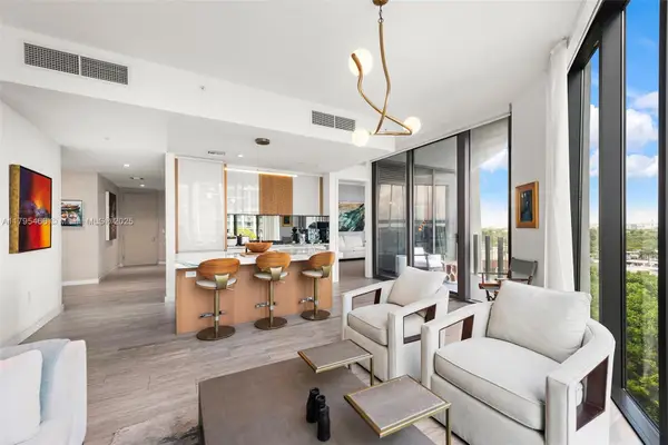 2831 S Bayshore Dr #905, Miami, FL 33133