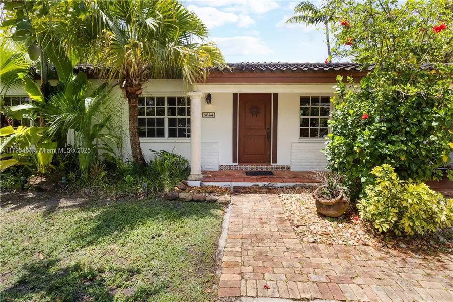 5644 SW 69th Ave, Miami, FL 33143 - Image #3